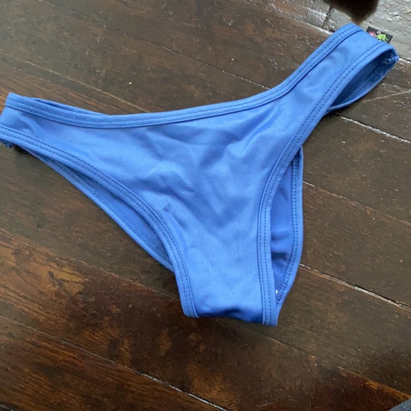 Pole Dance | bikini | grata desings - Picture 4 of 4